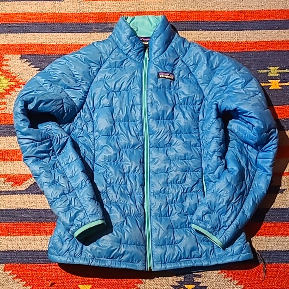 Patagonia women's macropuff jacket